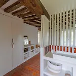 Villa Manoir Normand Du 17e Siècle Avec Piscine Chauffée Chambord (Eure)