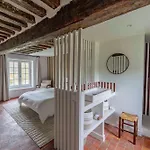 Manoir Normand Du 17e Siècle Avec Piscine Chauffée Villa