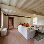 Manoir Normand Du 17e Siècle Avec Piscine Chauffée