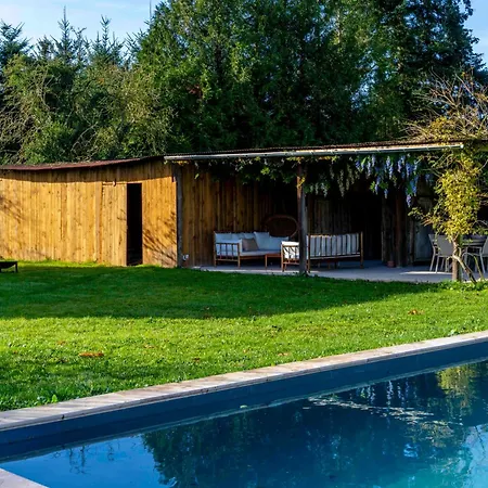 Manoir Normand Du 17e Siecle Avec Piscine Chauffee *