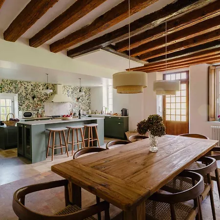 Manoir Normand Du 17e Siecle Avec Piscine Chauffee *