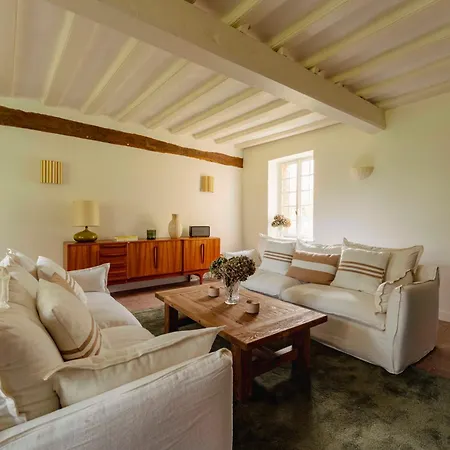 Manoir Normand Du 17e Siecle Avec Piscine Chauffee Вилла
