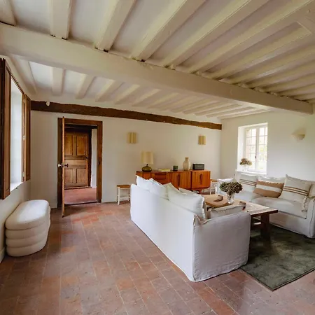 Manoir Normand Du 17e Siecle Avec Piscine Chauffee