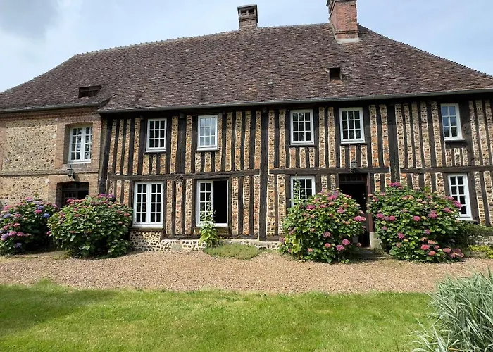 Villa Manoir Normand Du 17e Siecle Avec Piscine Chauffee *