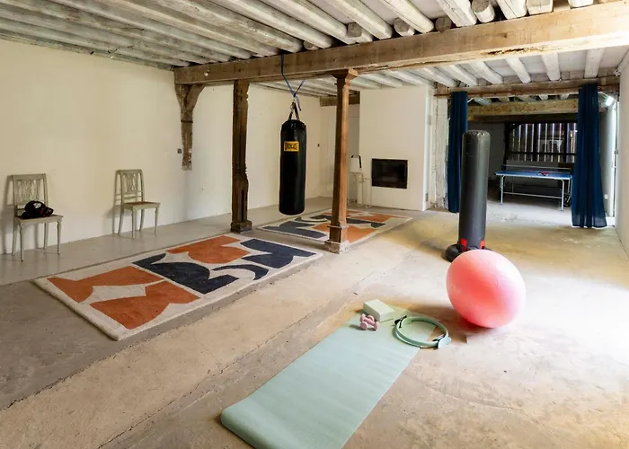 Willa Manoir Normand Du 17e Siecle Avec Piscine Chauffee *