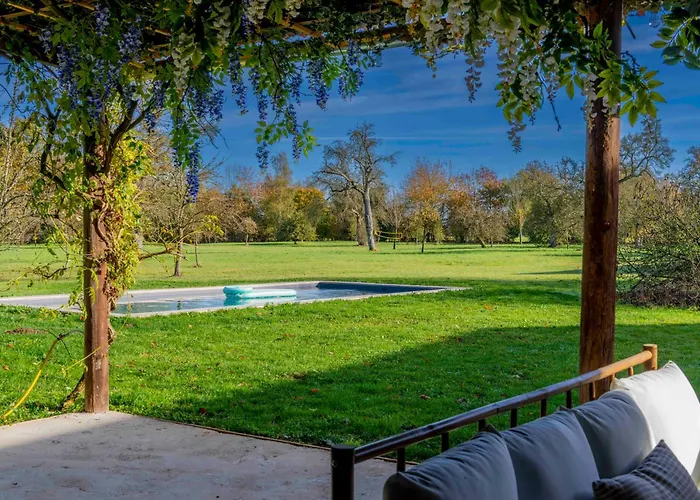 Willa Manoir Normand Du 17e Siecle Avec Piscine Chauffee